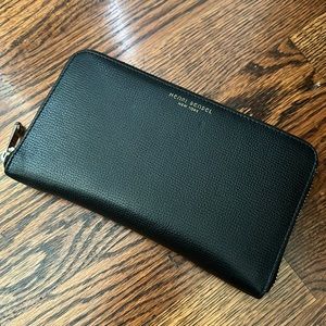 Henri Bendel Full Zip Wallet